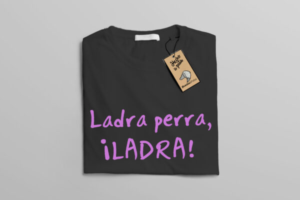 camiseta perro ladra blanca